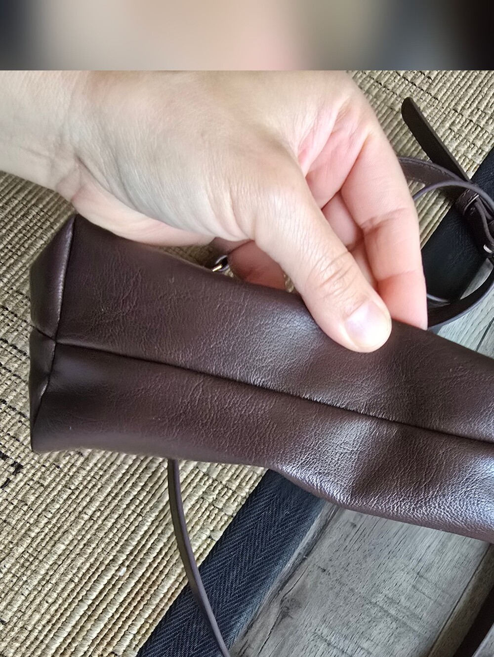 Steve Madden Dark Brown Leather Crossbody Bag with Gold Hardware - Picture 3 of 5